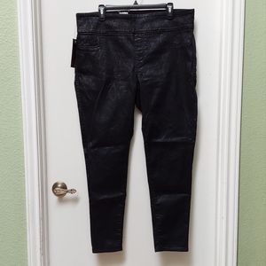 Women's Plus Size Rock And Republic Black Print Jeggings Size 18